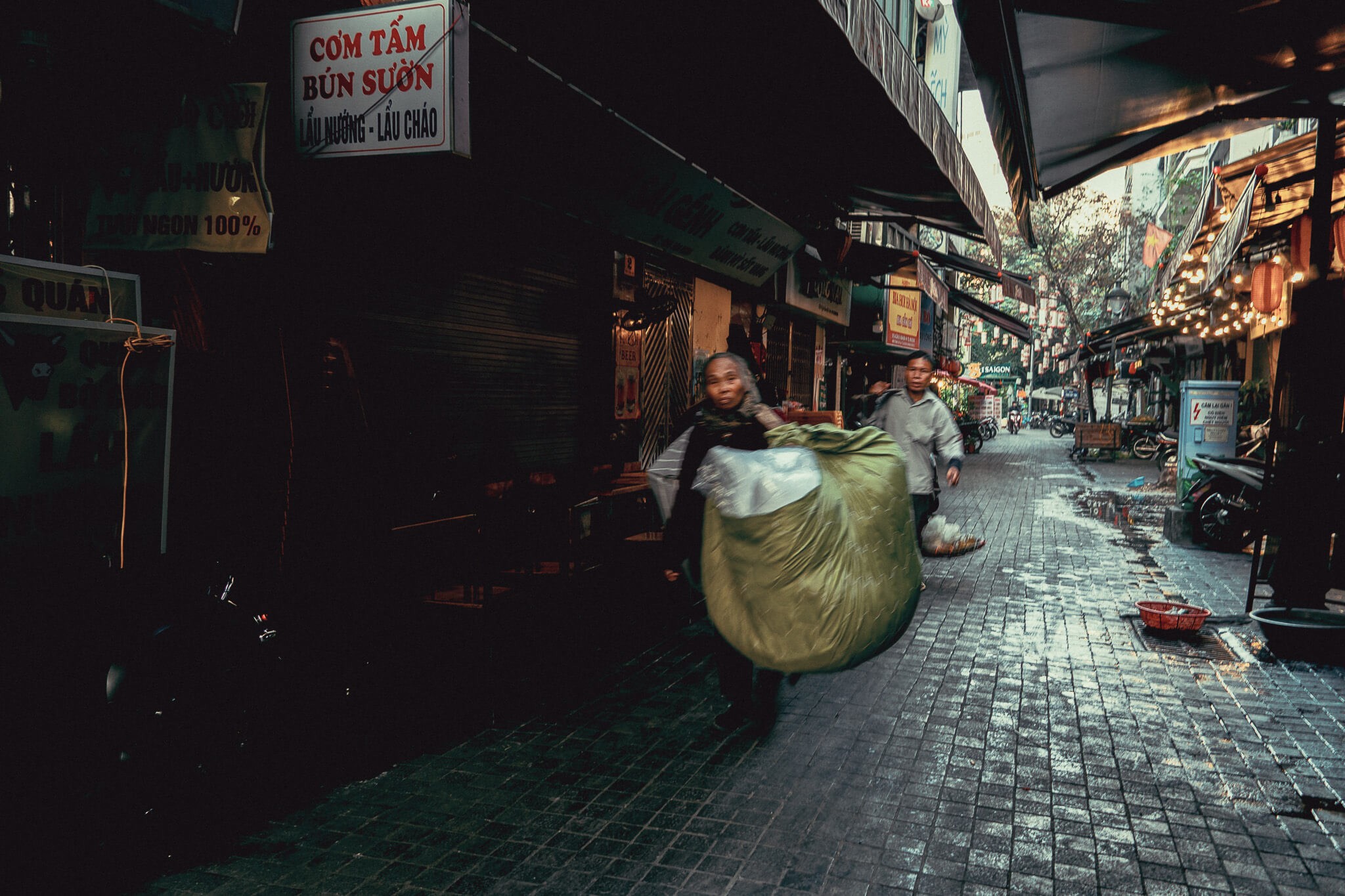 MARKET IN HANOI, VIETNAM