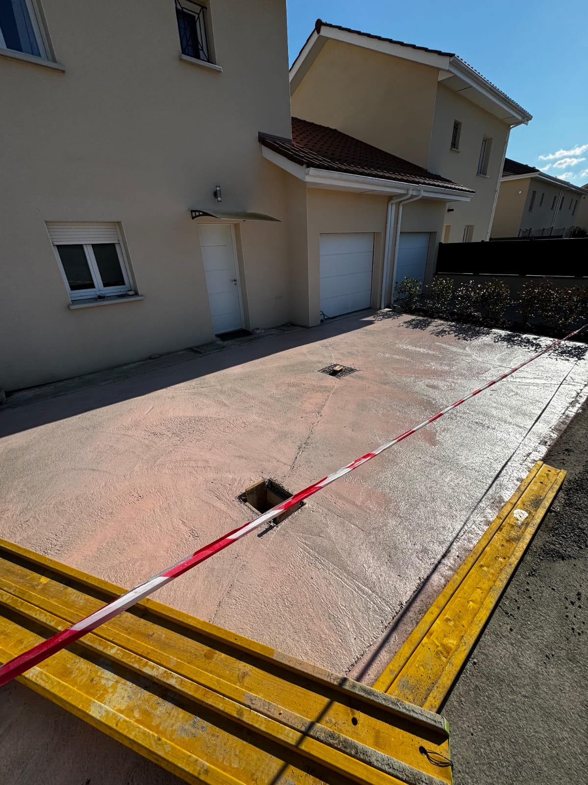 réalisation des aménagements extérieurs réalisés par NT Maçonnerie en Isère