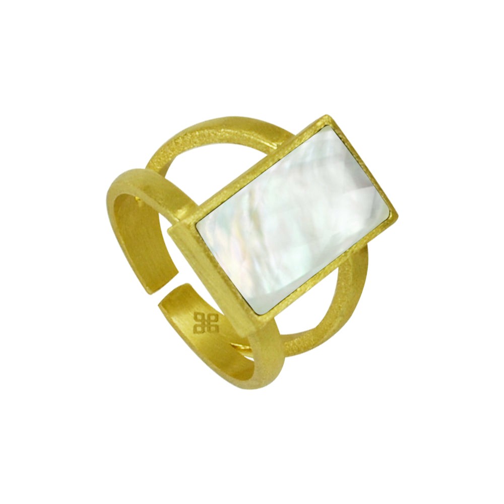 Betty Carré - Featured Items