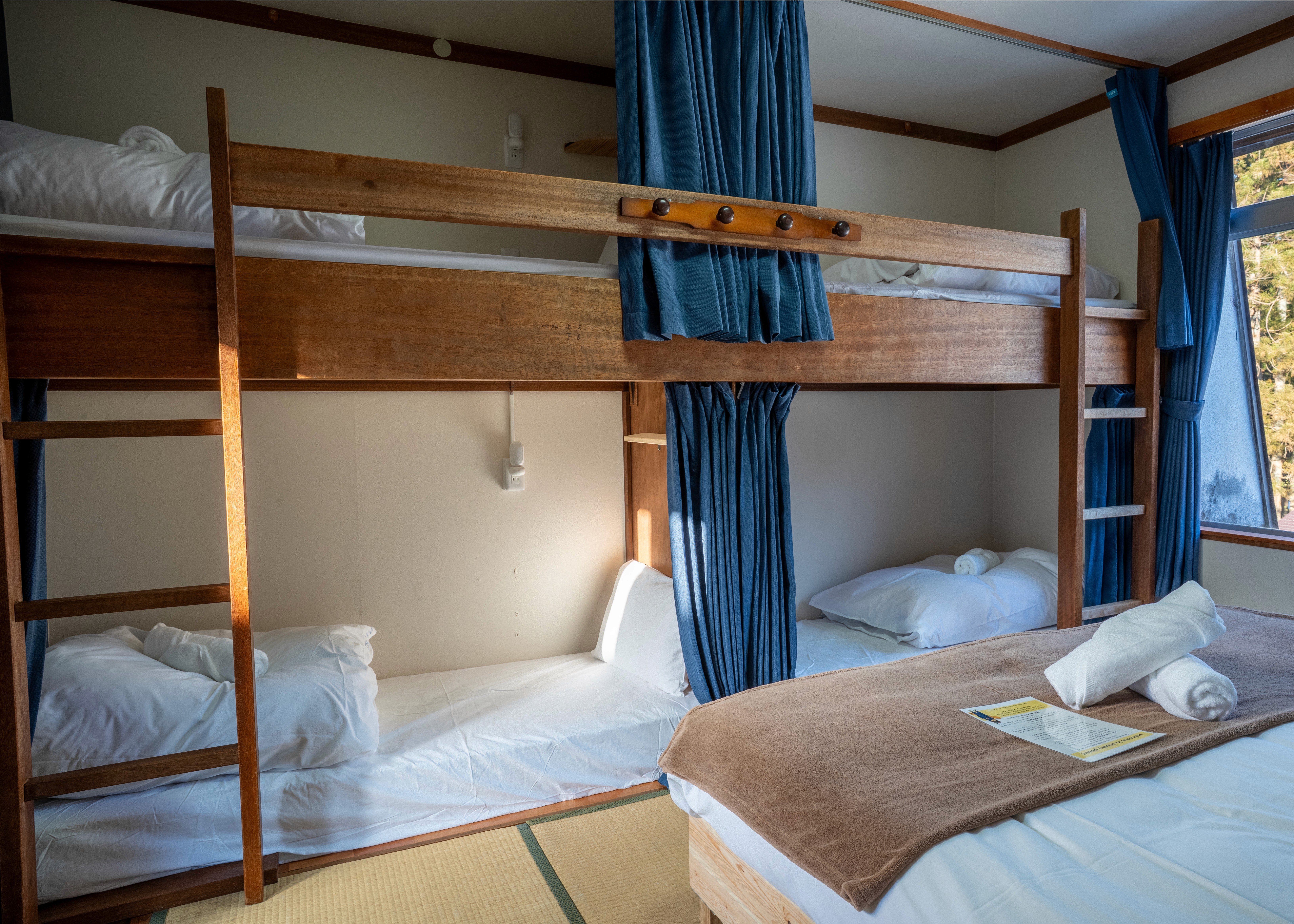 Family room interior at Sneaky Peaks, Hakuba