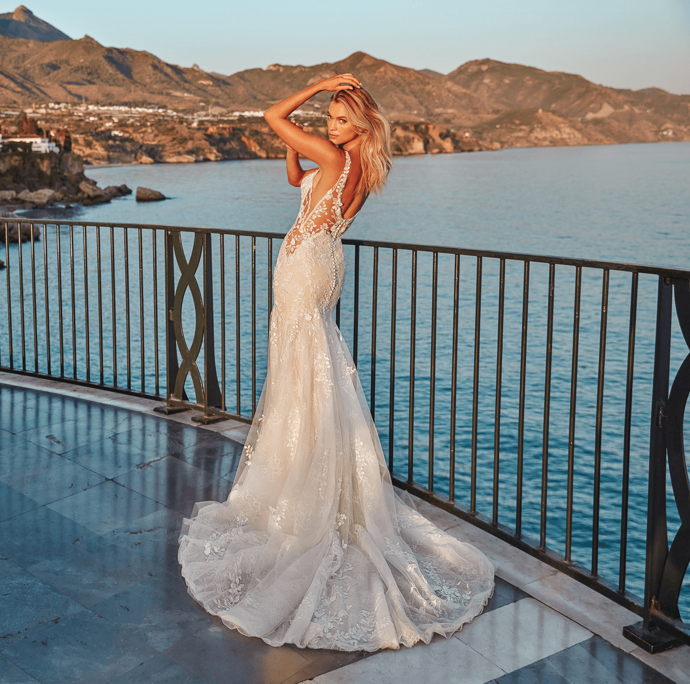 Brautkleid Meerjungfrau mit tiefem Rückenausschnitt