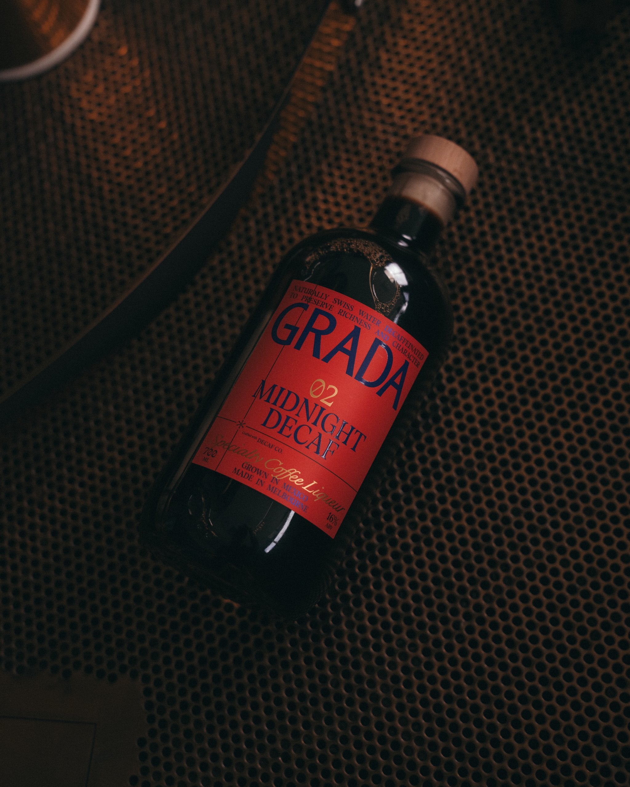 GRADA 02 Midnight Decaf — close-up label detail, in collaboration with Decaf Co (Bonacci Coffee).