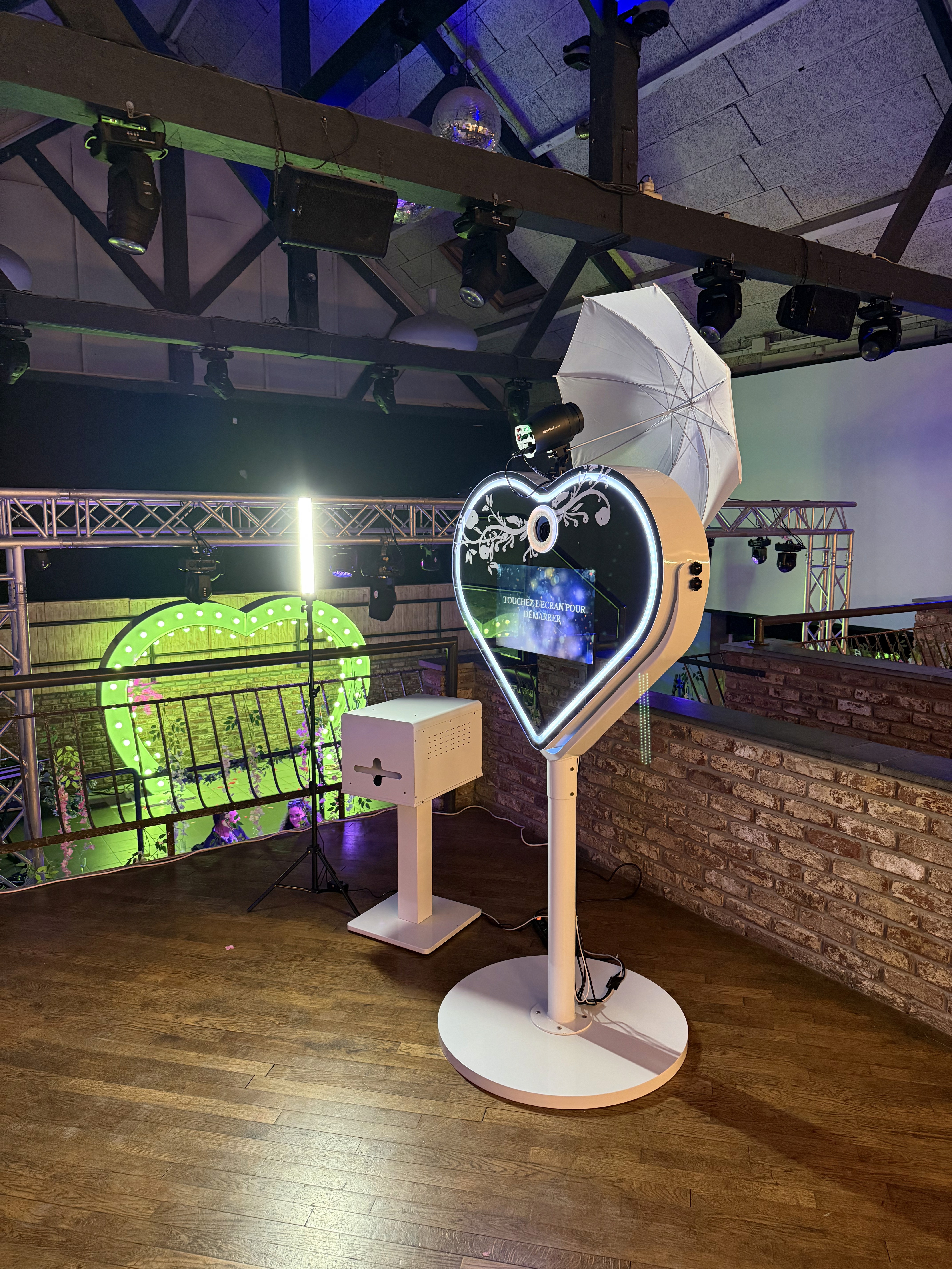 Photobooth miroir magique tactile animation soirée