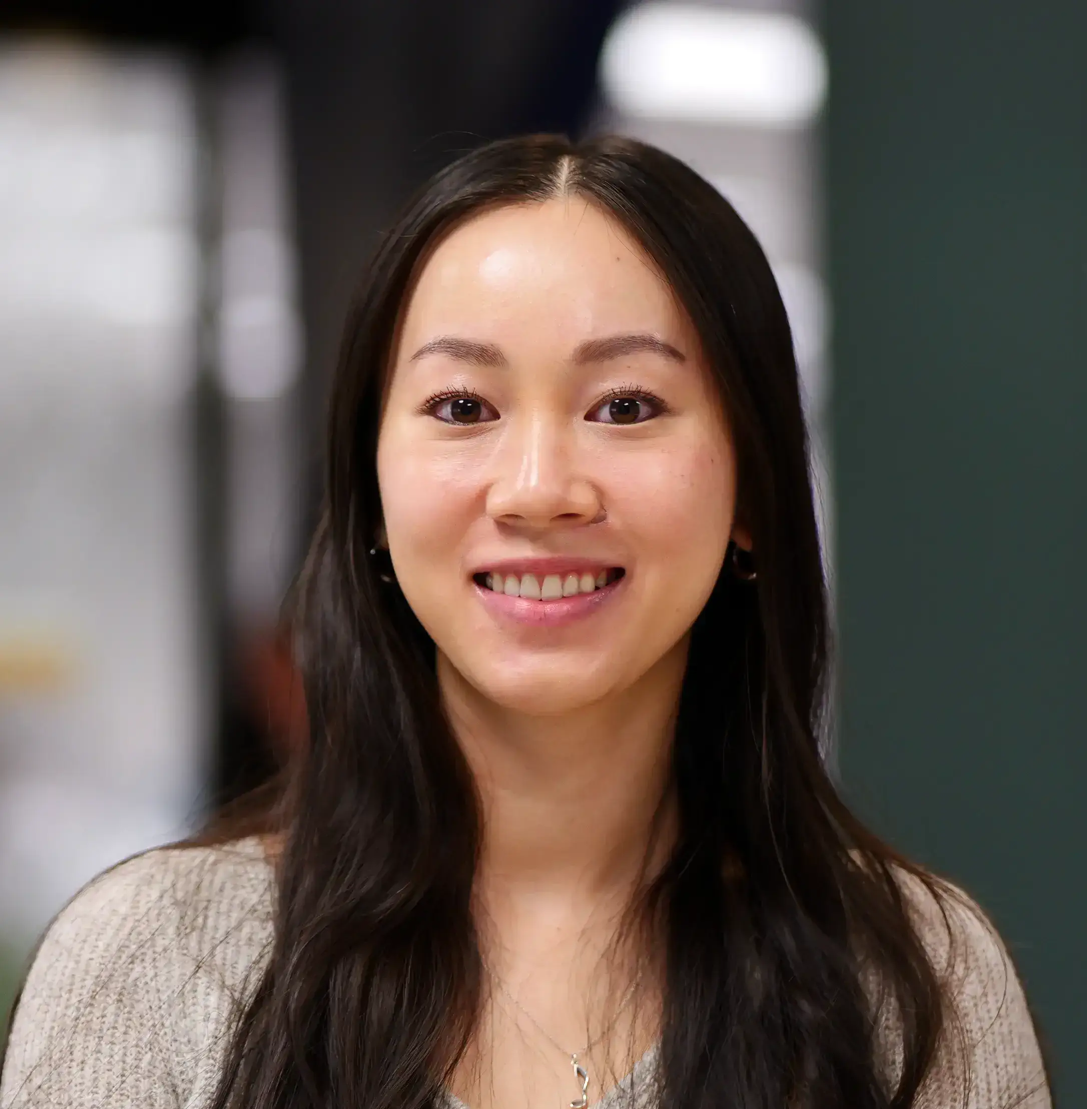 Abbi Wang headshot