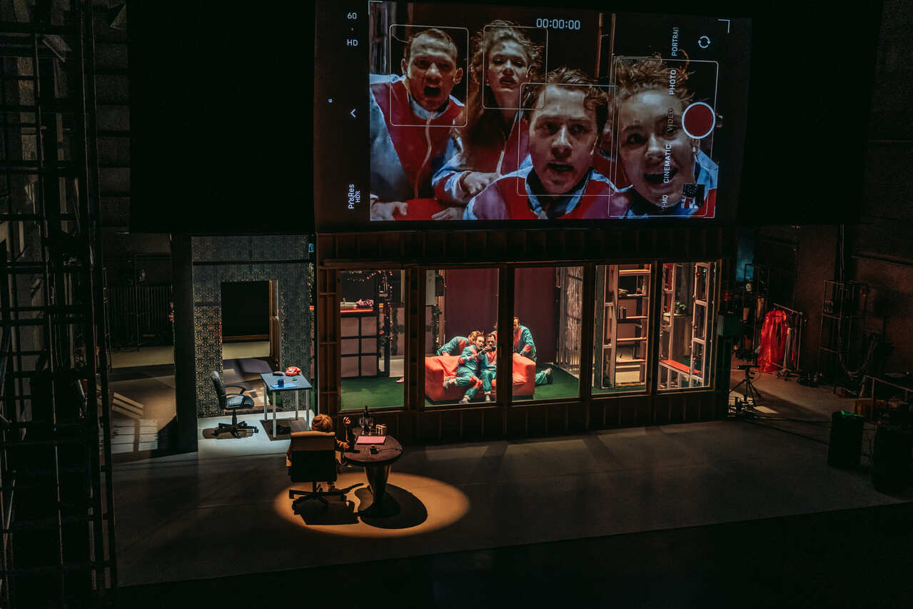 Fukuyama után teljes színpadkép a Trafóban