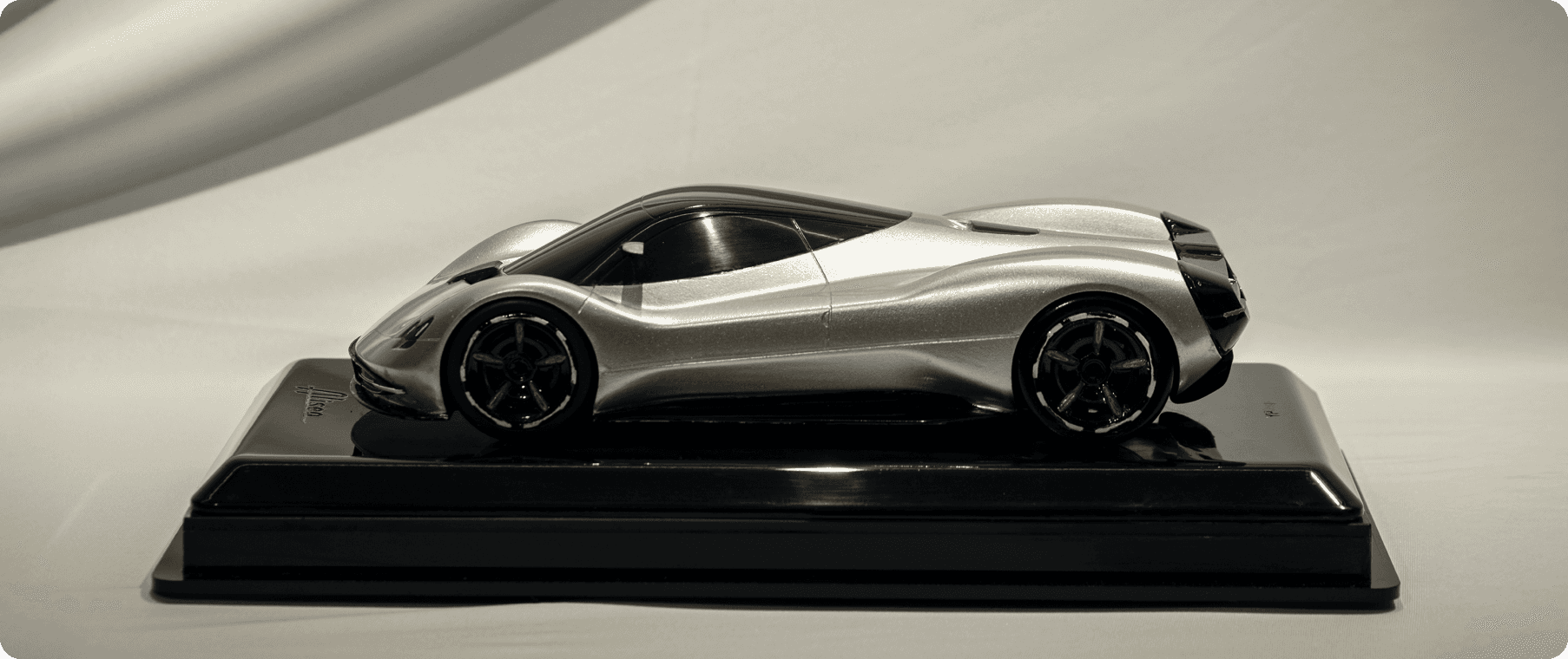 A close up side view shot of Pagani Alisea 1:12 Scaled Sculpture designed and manufactured by theCraftiqs.