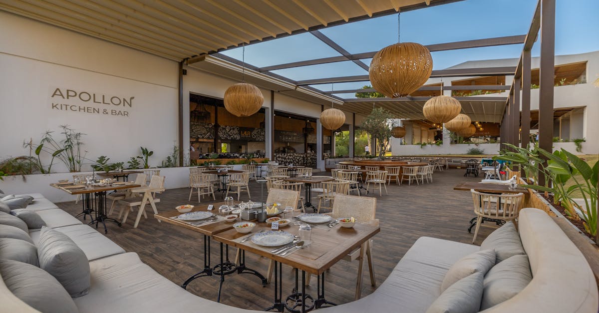 Experience elegant outdoor dining at Apollon Kitchen & Bar in Didim, Türkiye, with stylish decor and