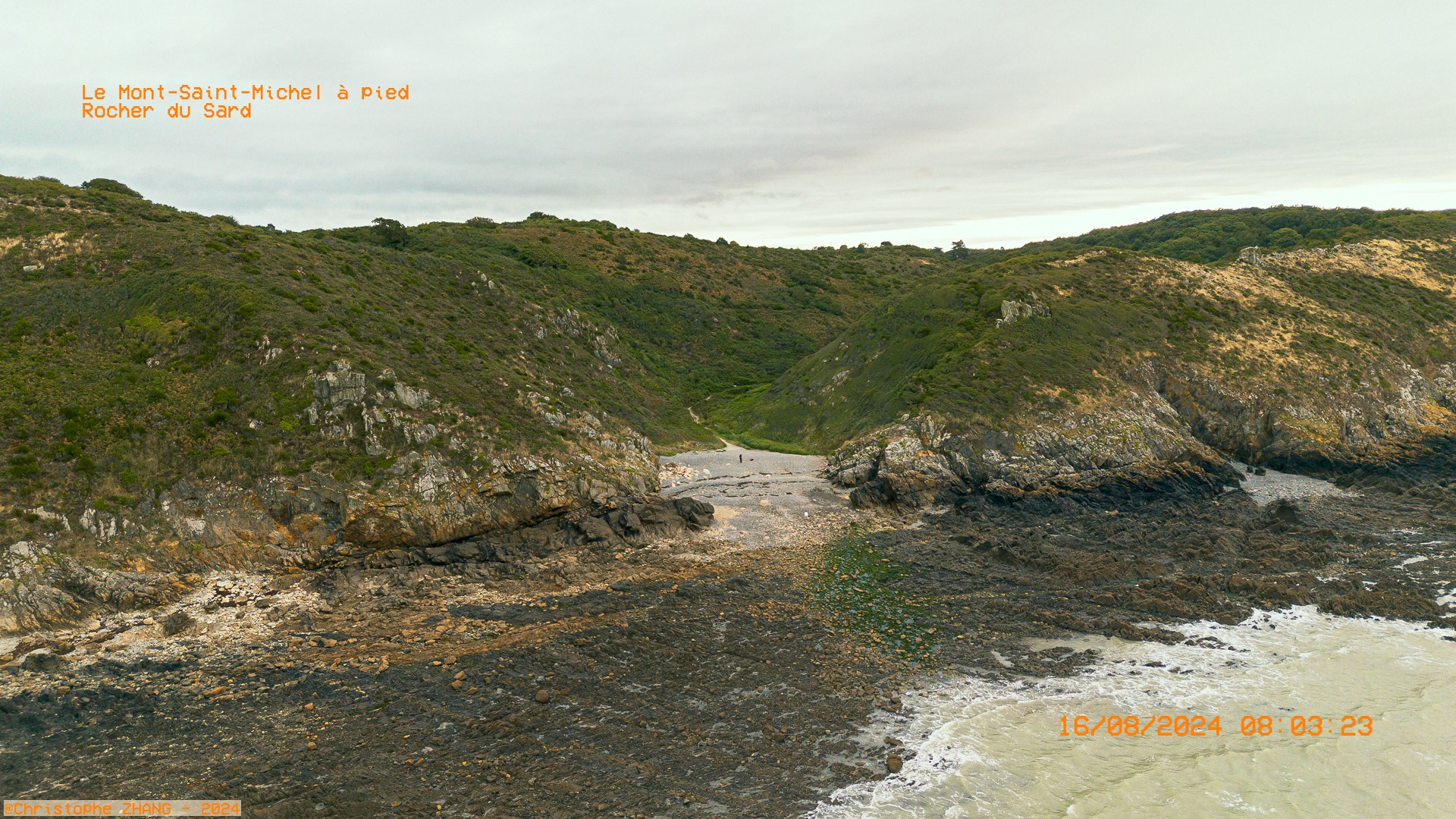 vue aérienne du rocher de Sard.