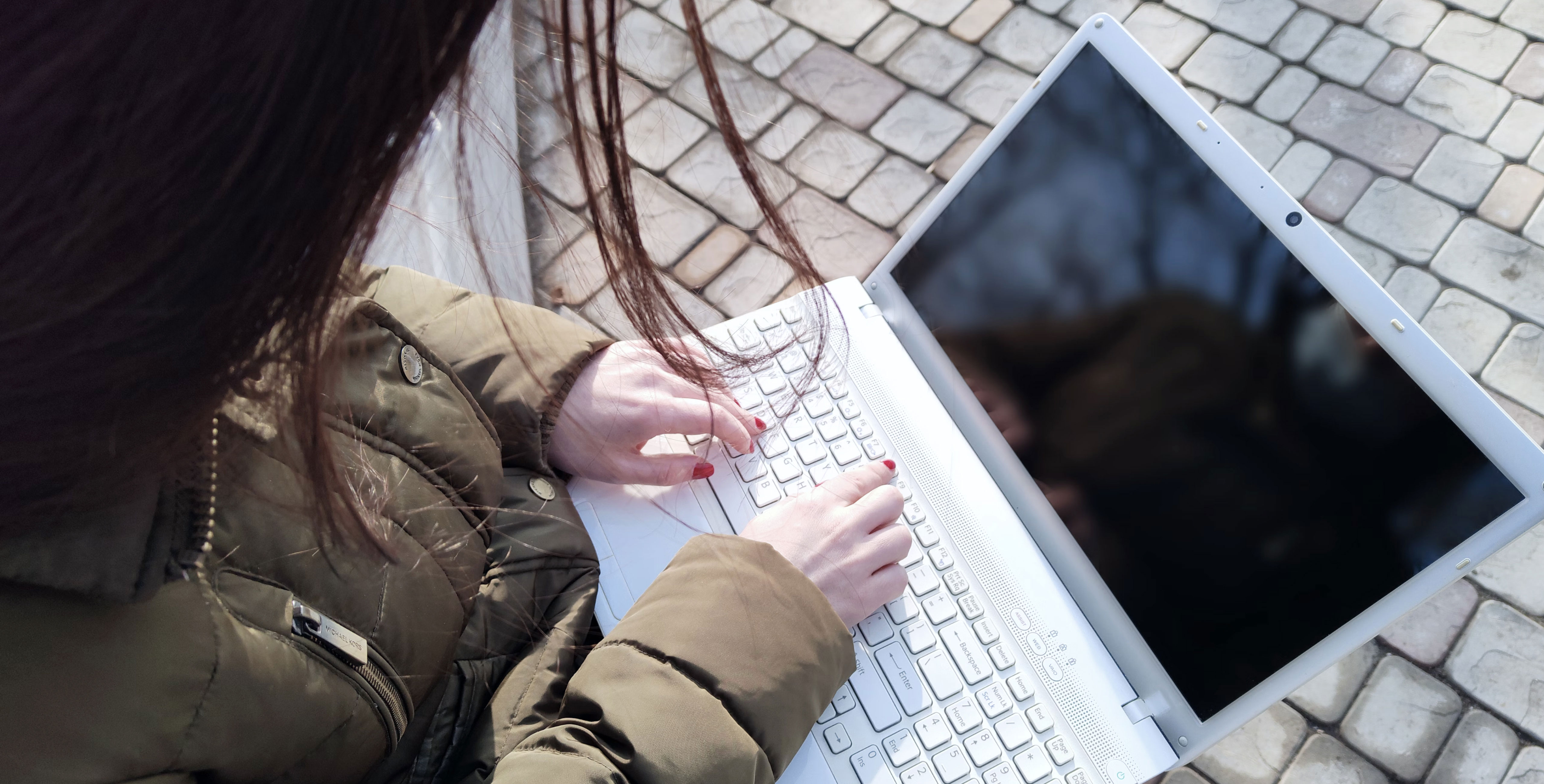 Women using laptop