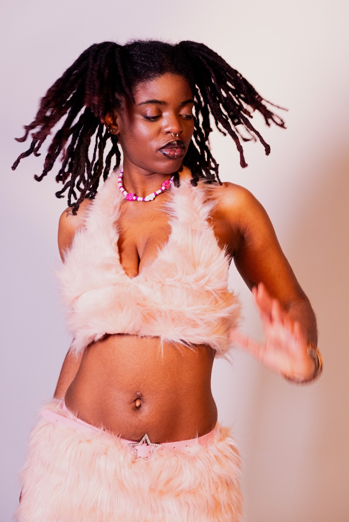 Snackify's advanced algorithm ensures that each personalized snack box is thoughtfully curated, offering a delightful and nutritious snacking experience.