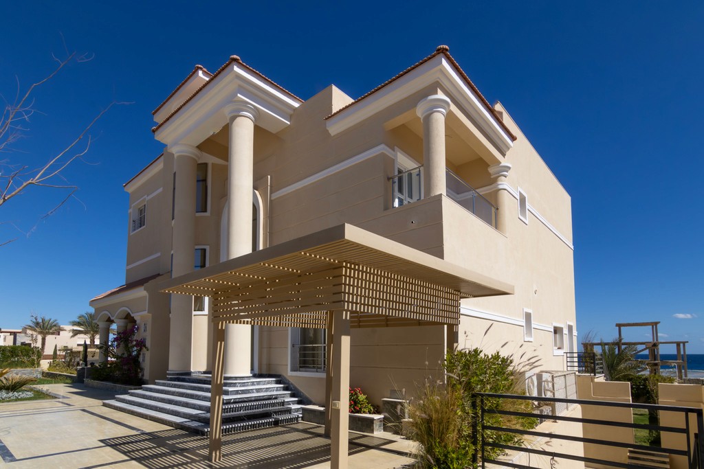gray and white concrete house