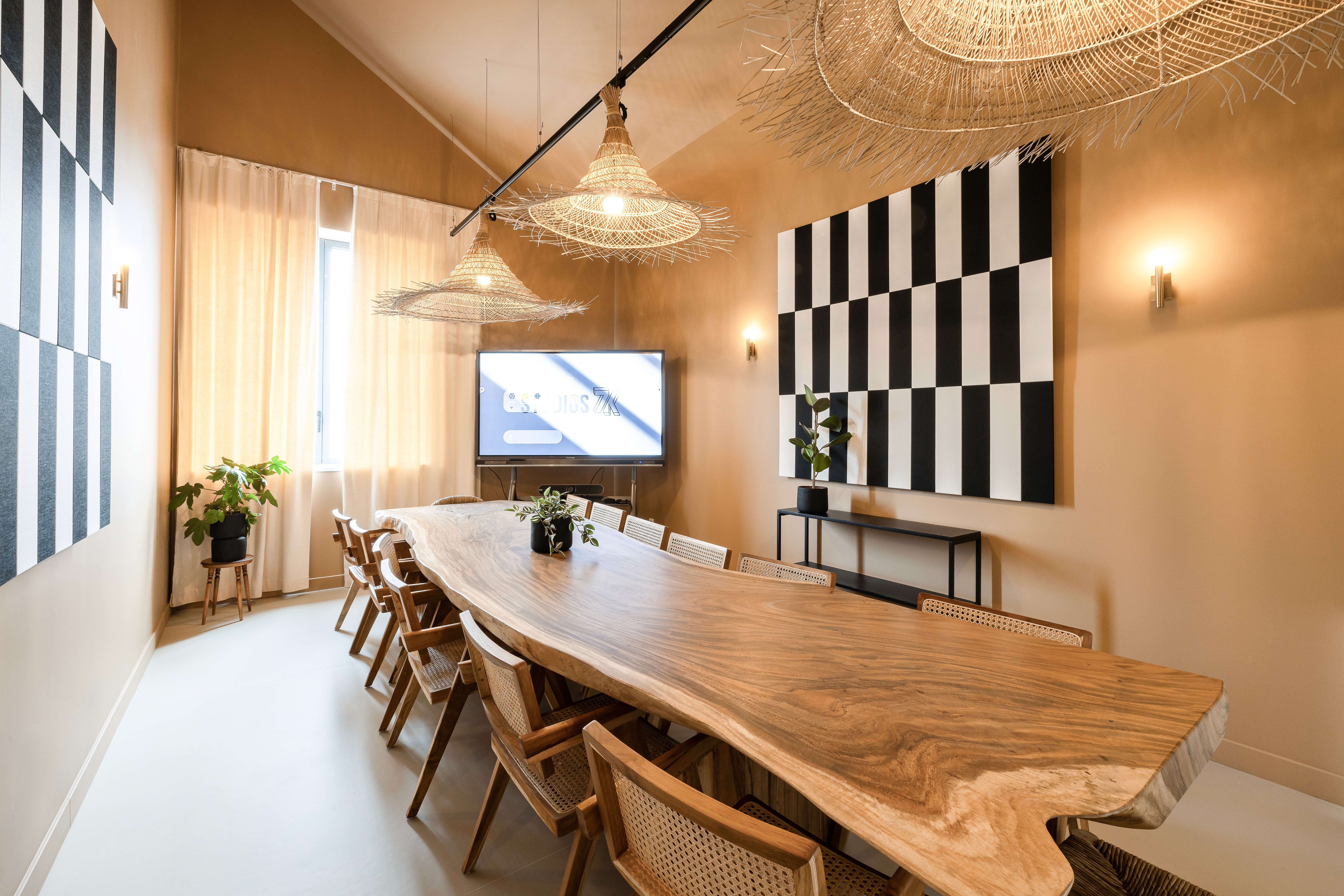 salle de réunion table bois