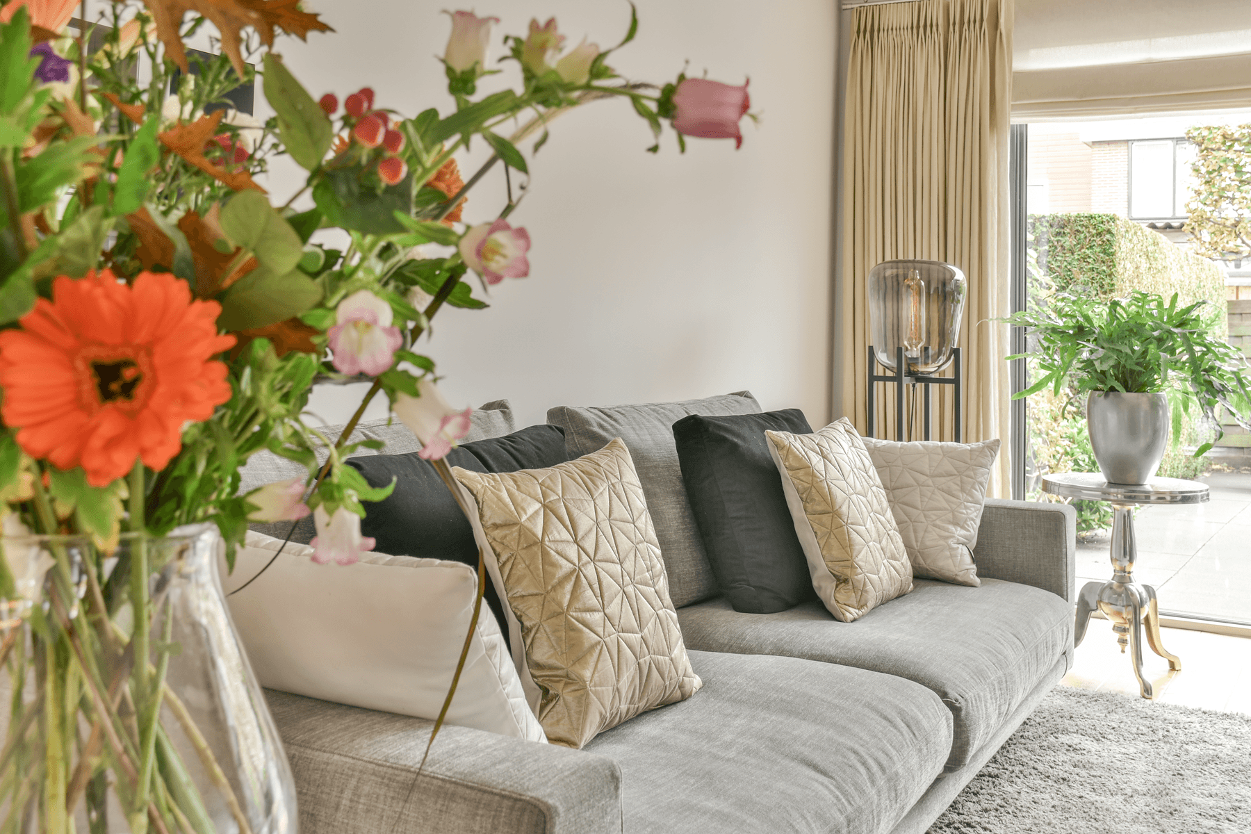 How to Make Small Spaces Look Bigger with the Right Flooring