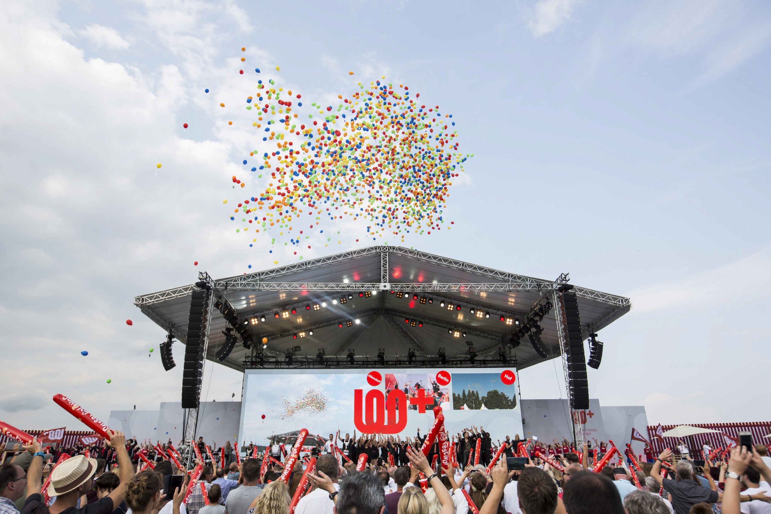 people partying with confetti