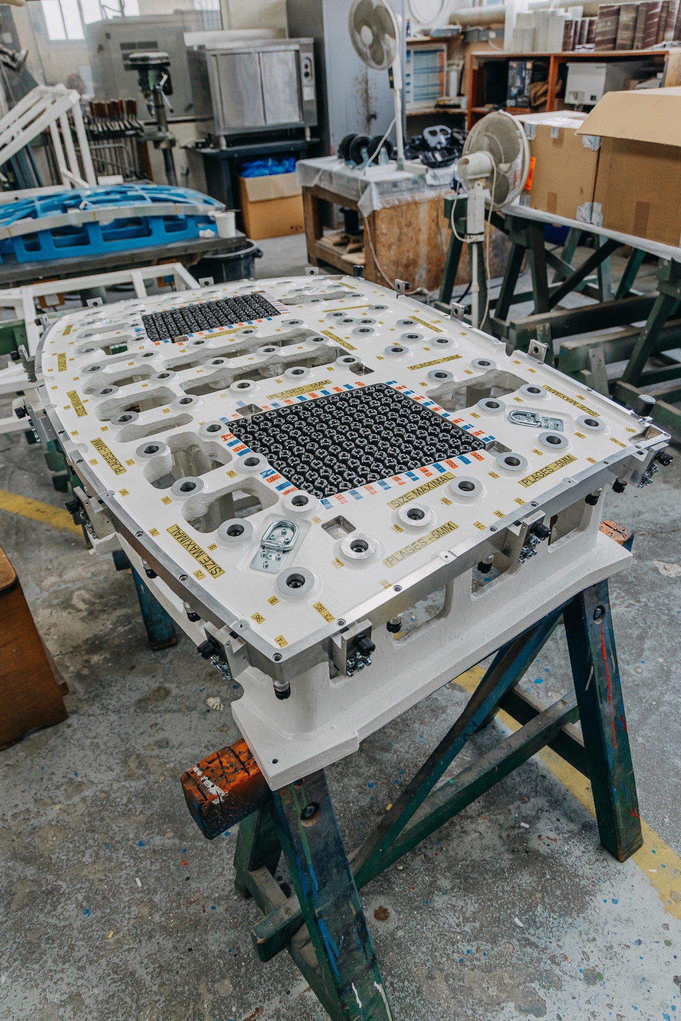 Plan large du gabarit de contrôle de notre client fidèle