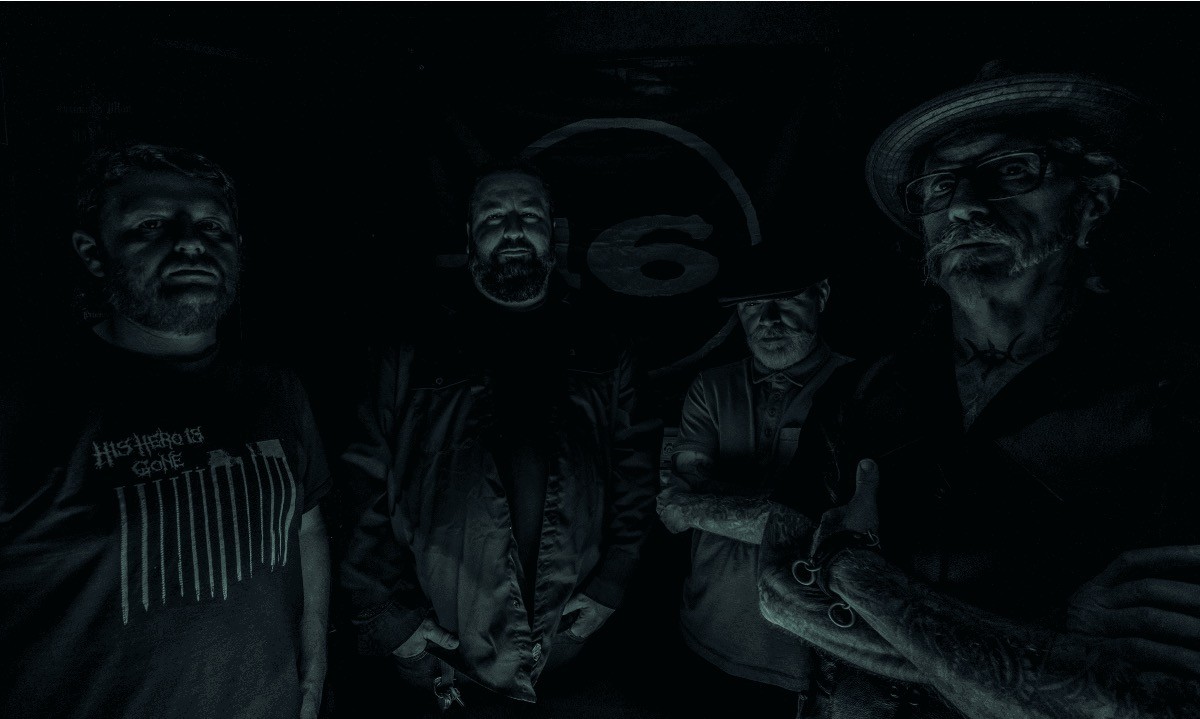  Photo by © Chad Kelco