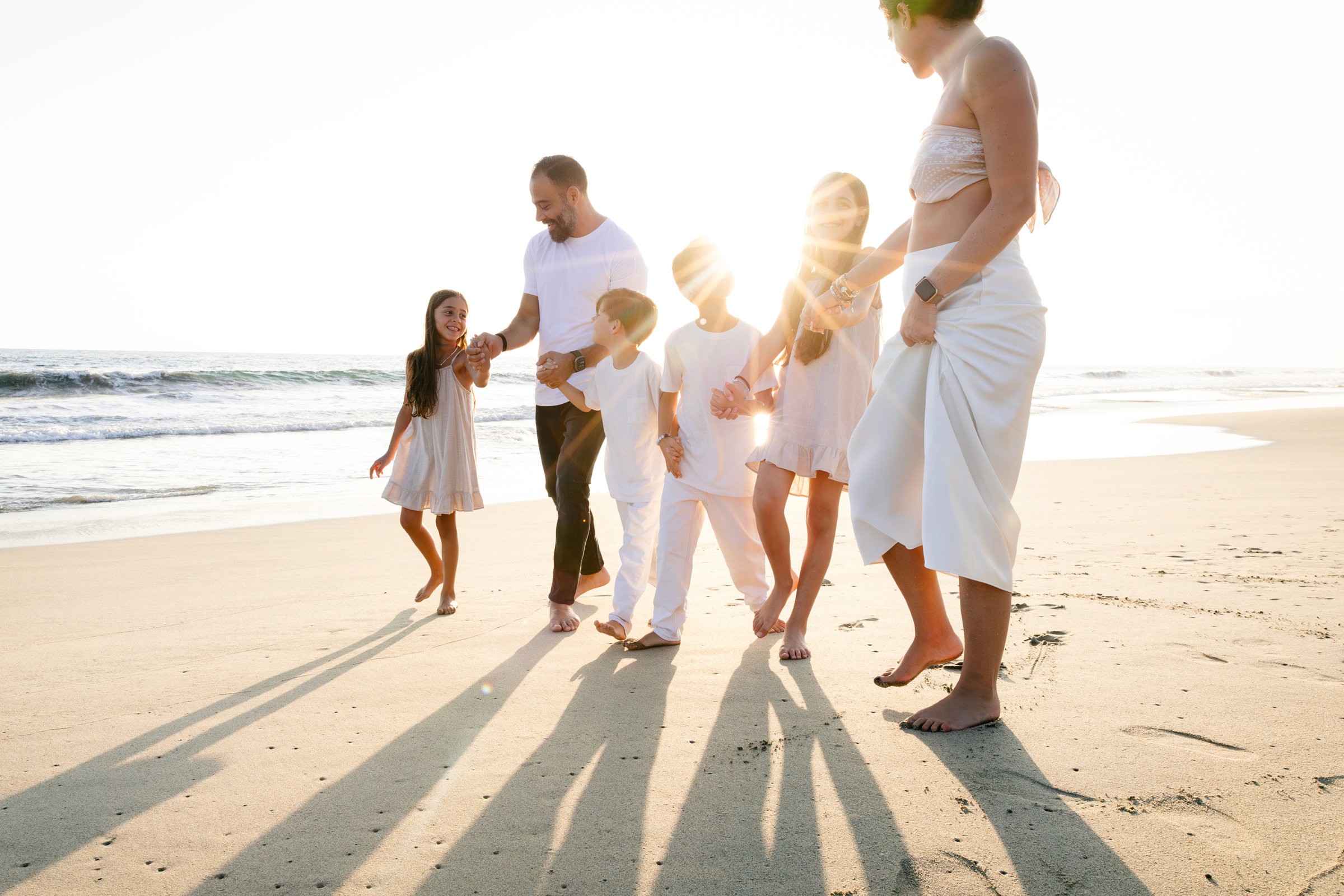 Sesión de fotografia familiar en la playa oaxaca Puerto