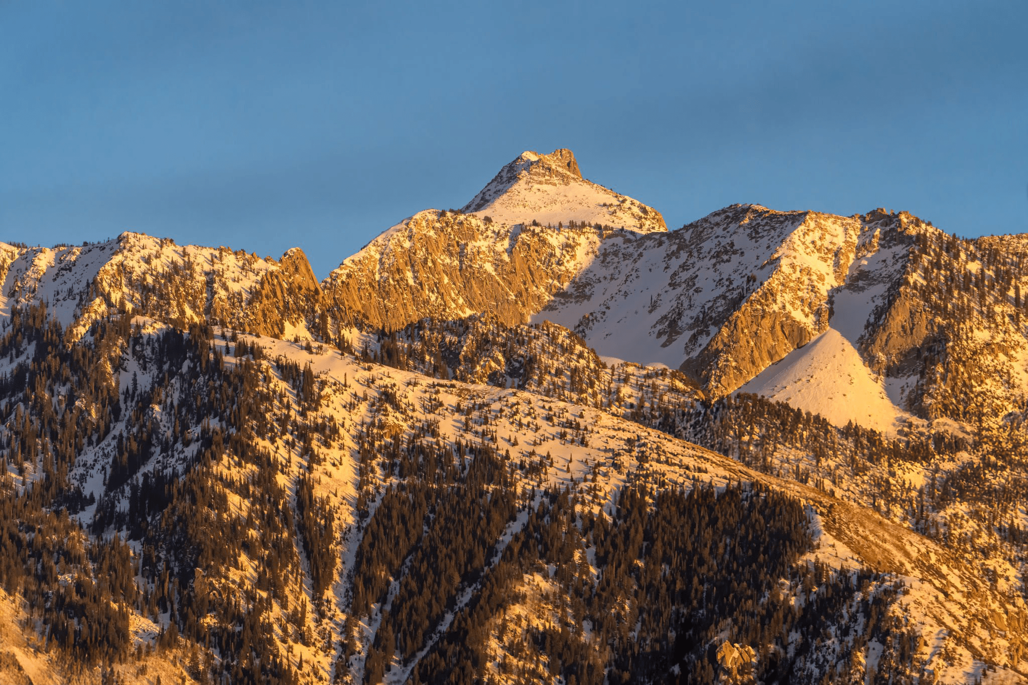 Wasatch Mountain Range multifamily real estate investment region | CB Capital Southwest and Mountain West properties