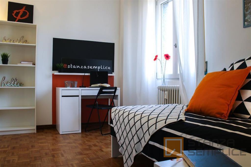 14 sqm room in Via Mantova, Brescia