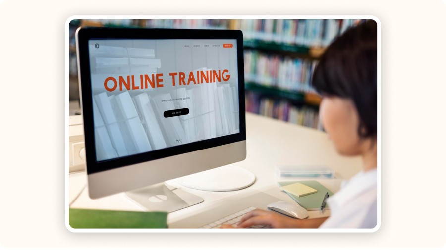 “online training” word on laptop