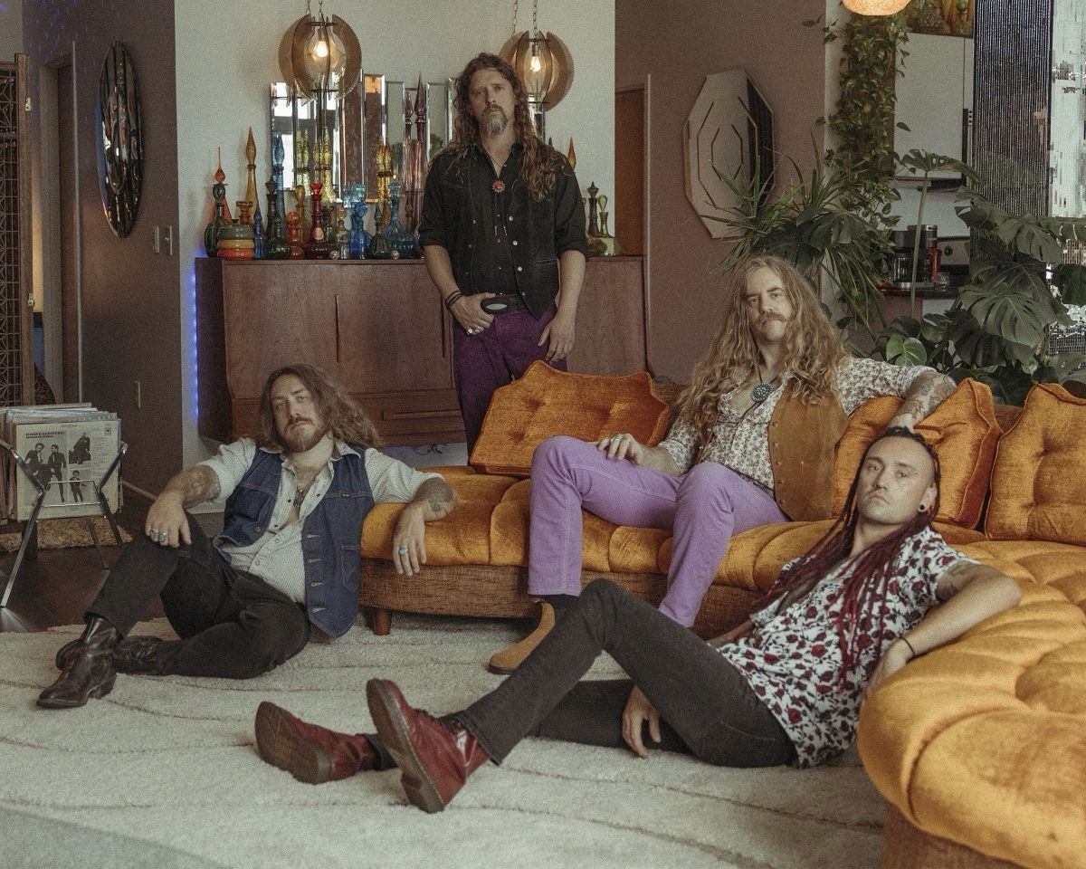 Photo by © Lord Velvet promo