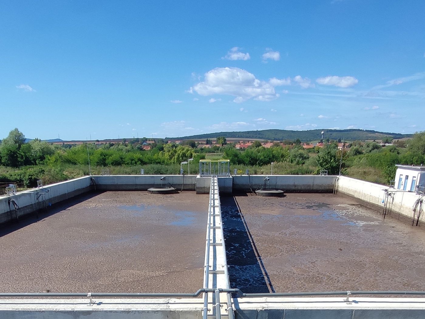 Twin CYCLATOR SBR basins at the Edelény municipal wastewater treatment plant, Hungary