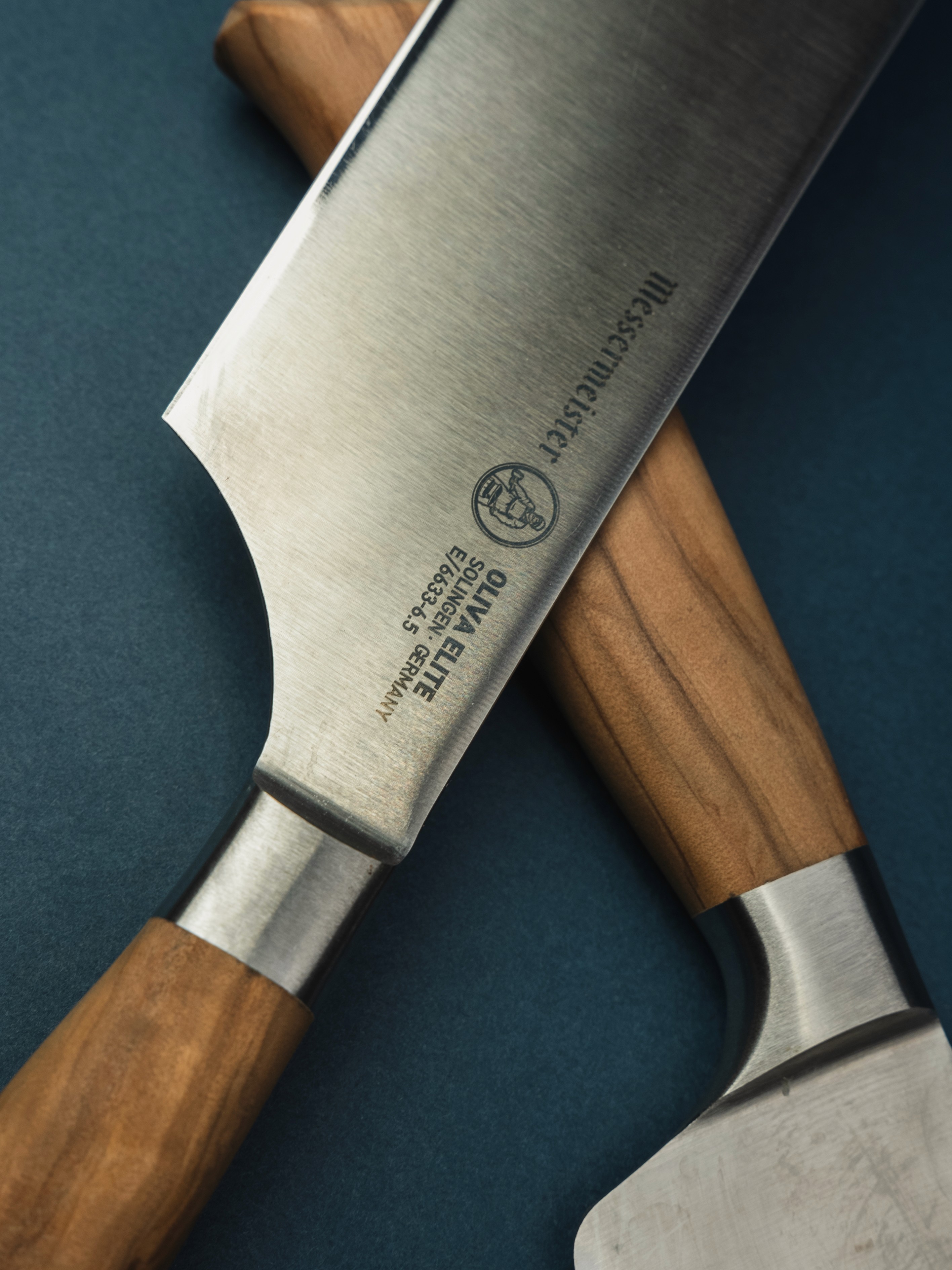 Messermeister Oilva Elite Close Up Shot