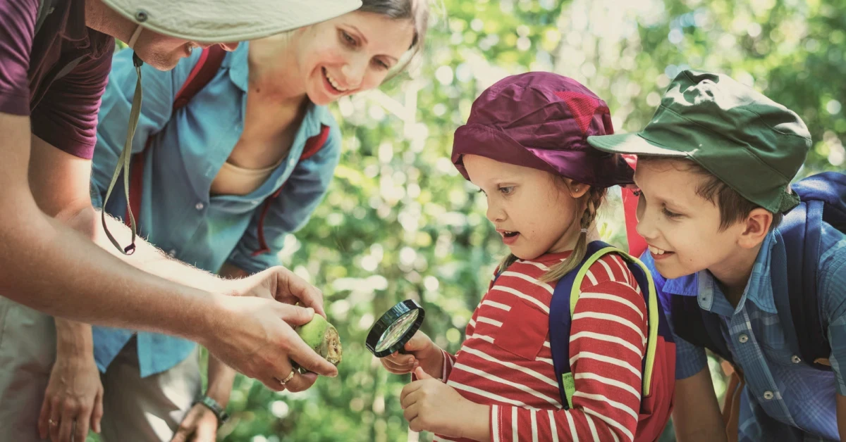 Kids Learning Outdoor 3