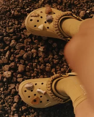 Crocs x Aries