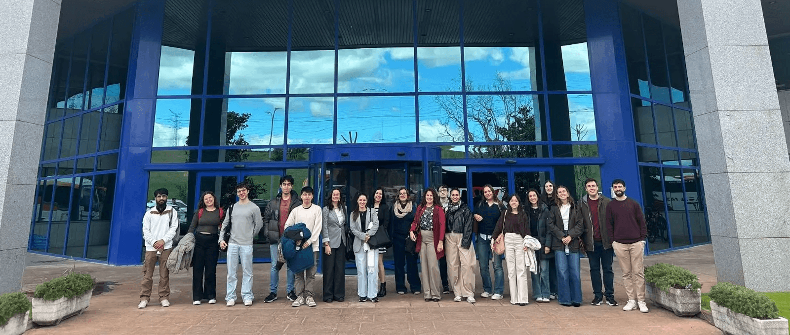 s alumnos de Pharma tuvieron la oportunidad de visitar a tres grandes referentes del sector a nivel nacional: Laboratorios Normon, ROVI Pharmaceutical Company y Chemo/Liconsa.