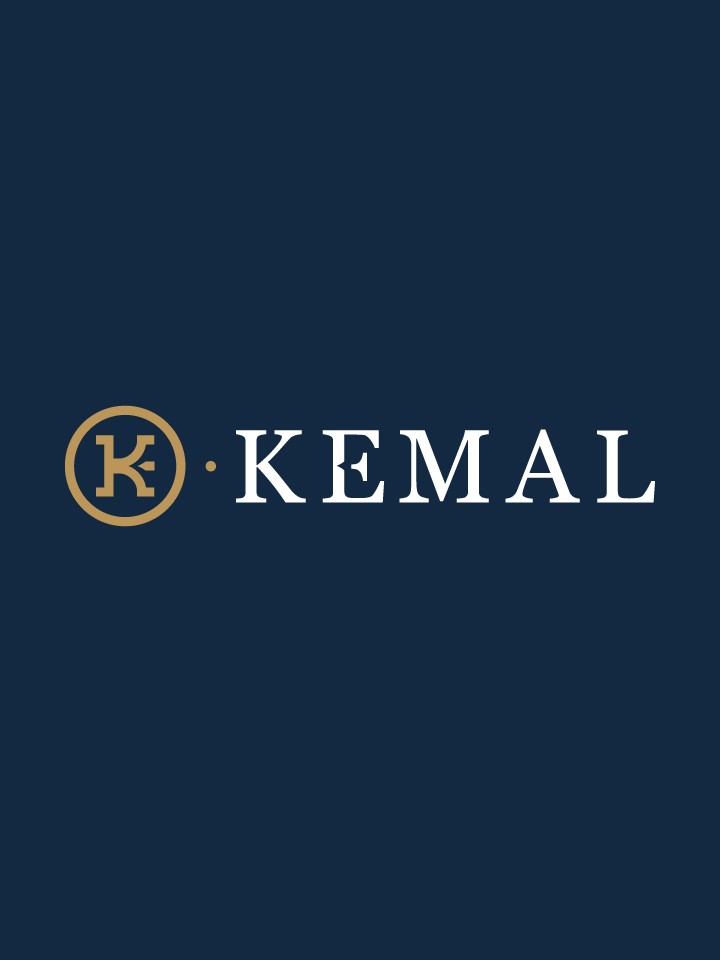 Kemal Üres Logo in gold-weiß mit blauem Hintergrund