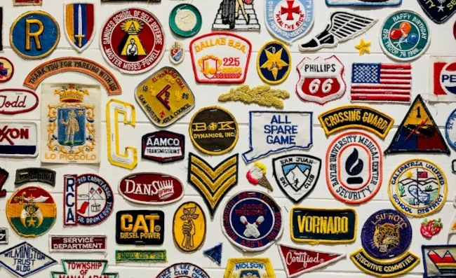Mosaïque de logos de marques