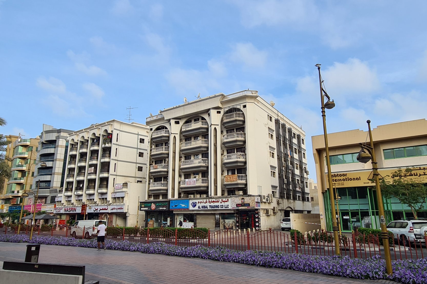 Established apartment complexes in Muteena Dubai. Get professional guidance from our real estate agents today.