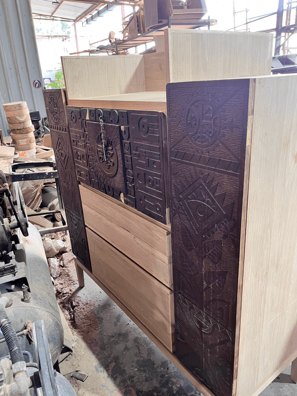 Laptop showing Bloomy UI