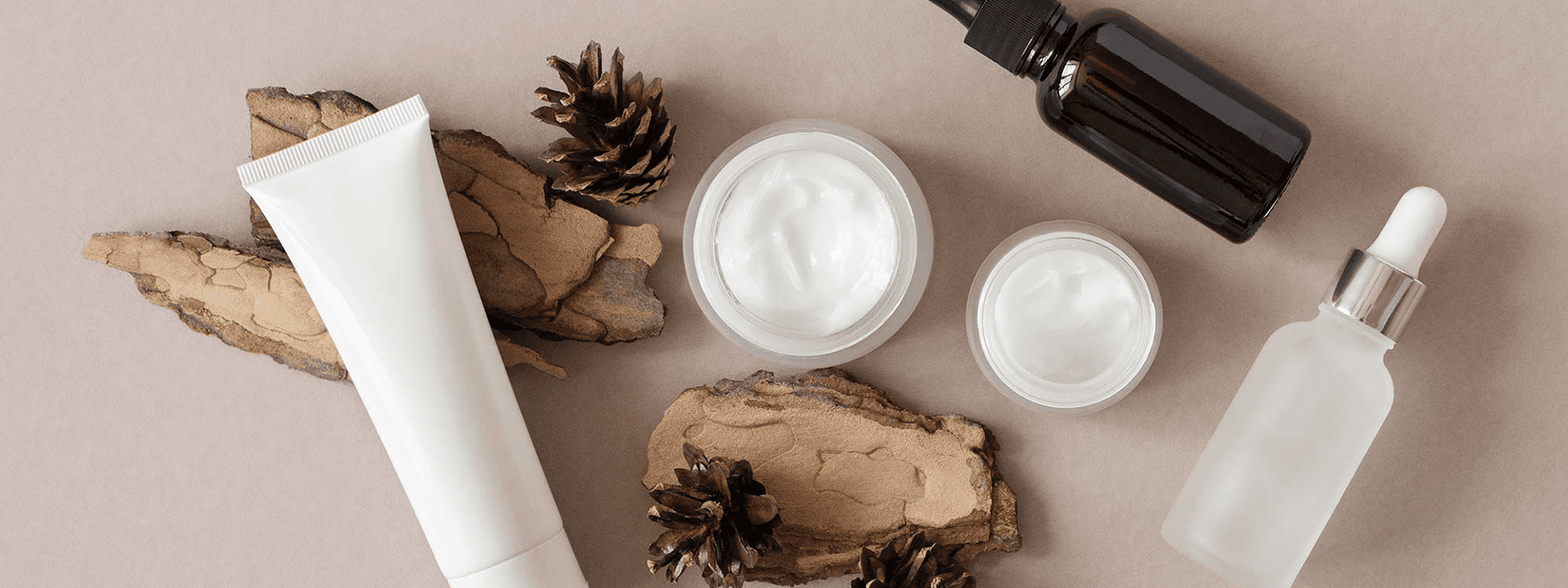 複数の化粧品の画像