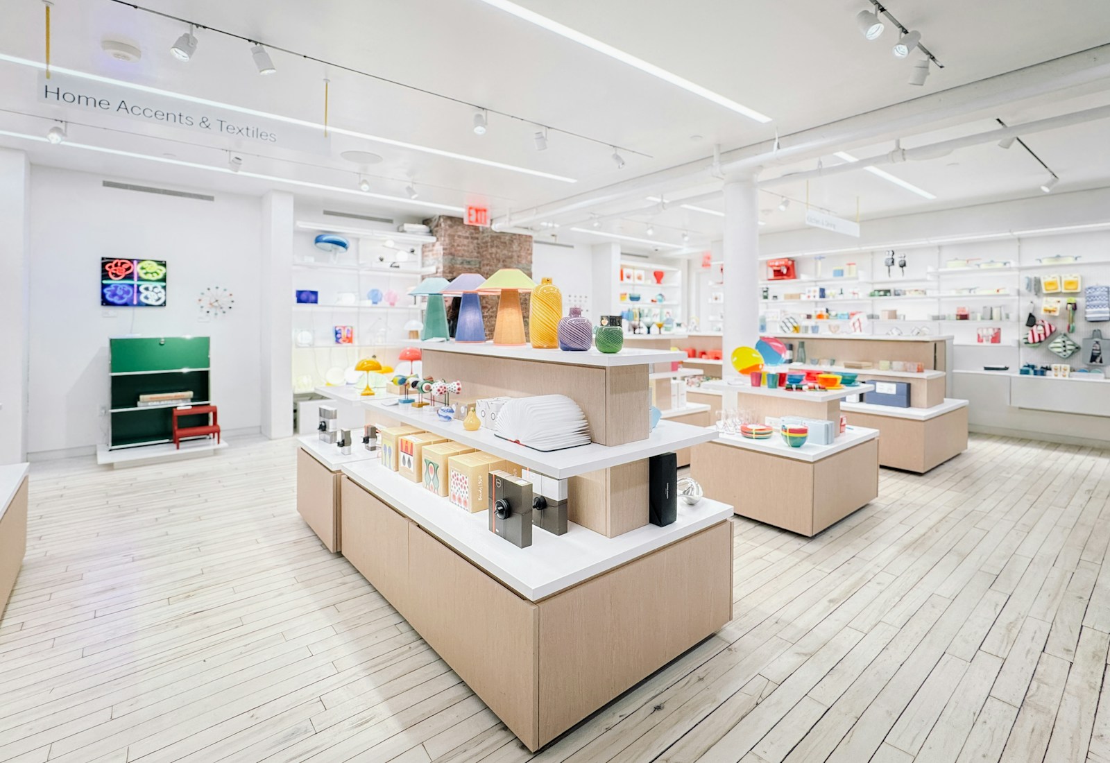 Atelier Brummel — boutique, chaux et laiton