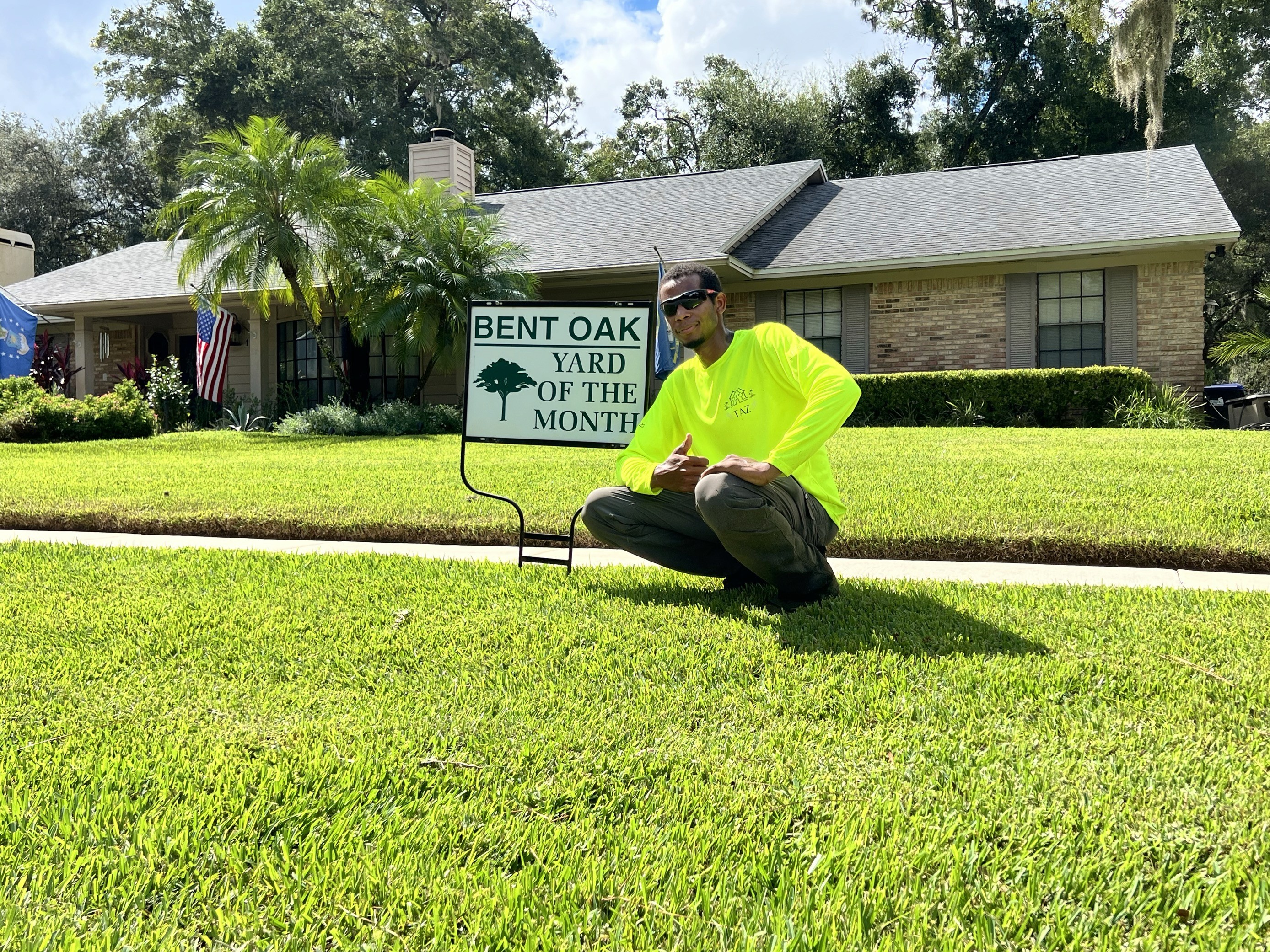 Residential lawn maintenance service results Orlando Florida