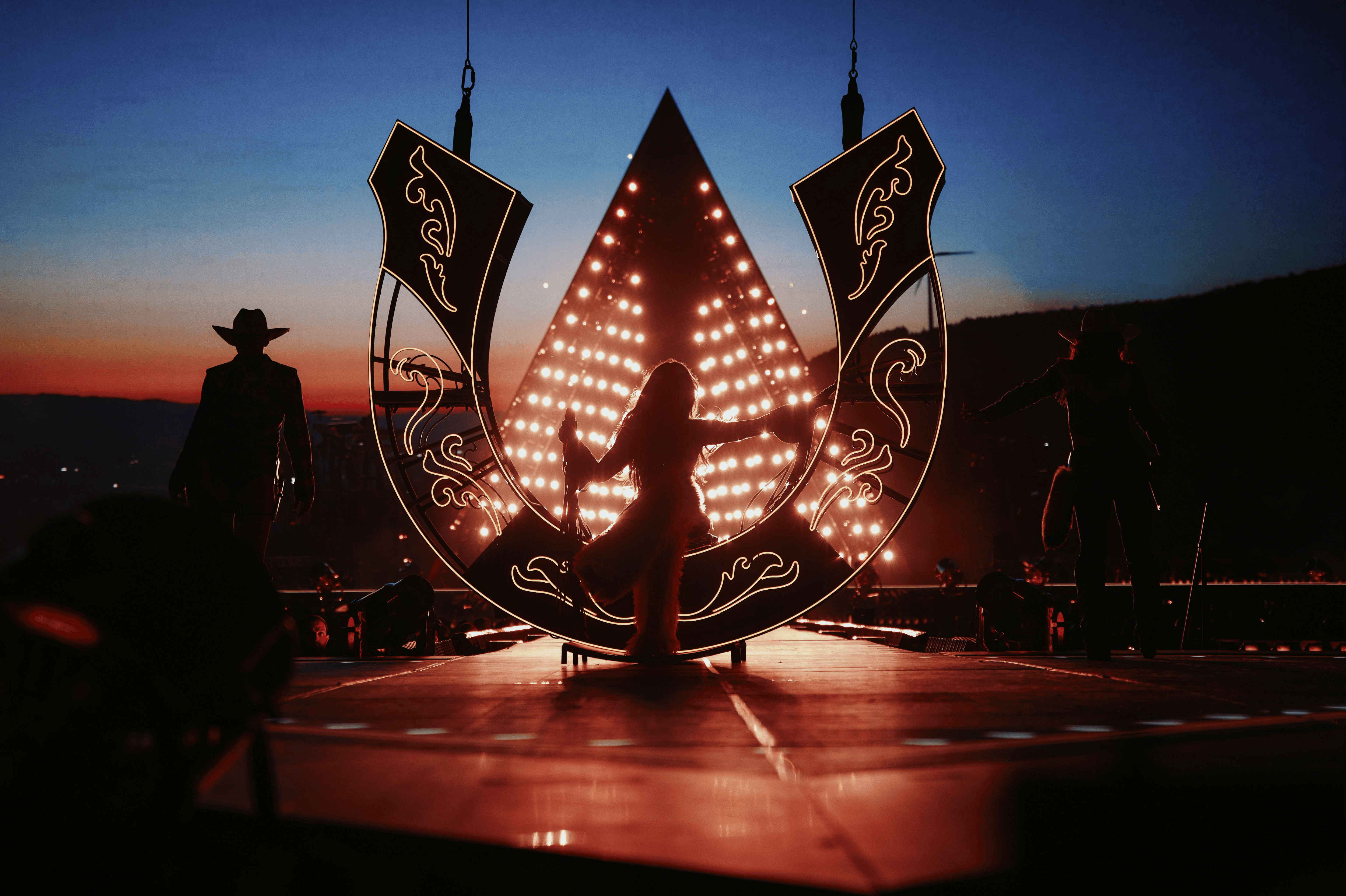 Dani Edgren is a creative producer with 20 years of experience in music and entertainment.