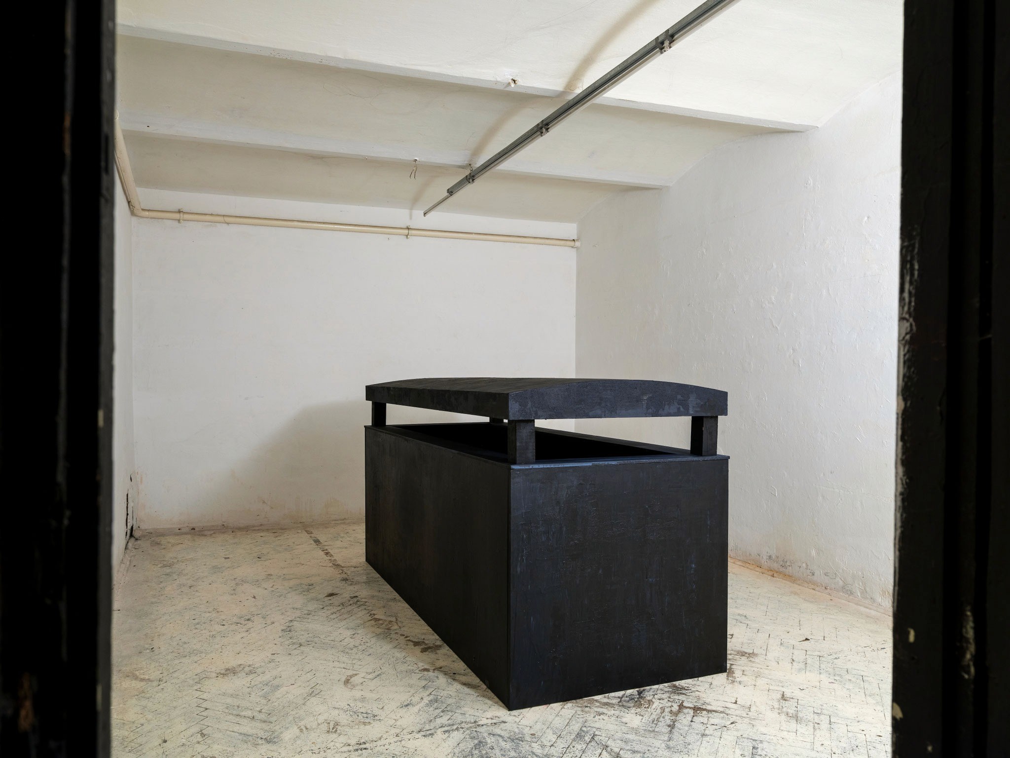 Sarcophagus in angle 