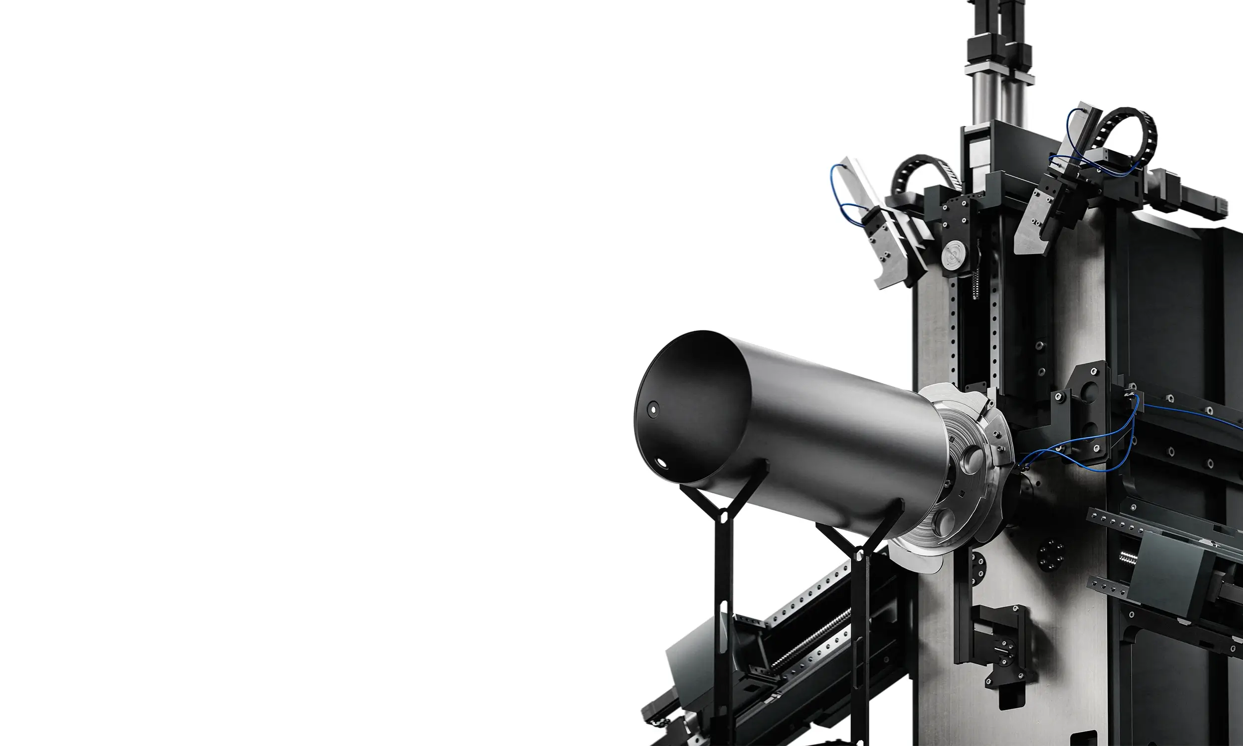 Machine for serial production of custom tanks with visible tank during processing