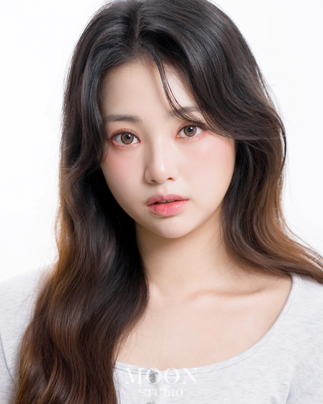 [필름커넥트] 대전 둔산동 증명사진 추천 | 작가추천 스튜디오문