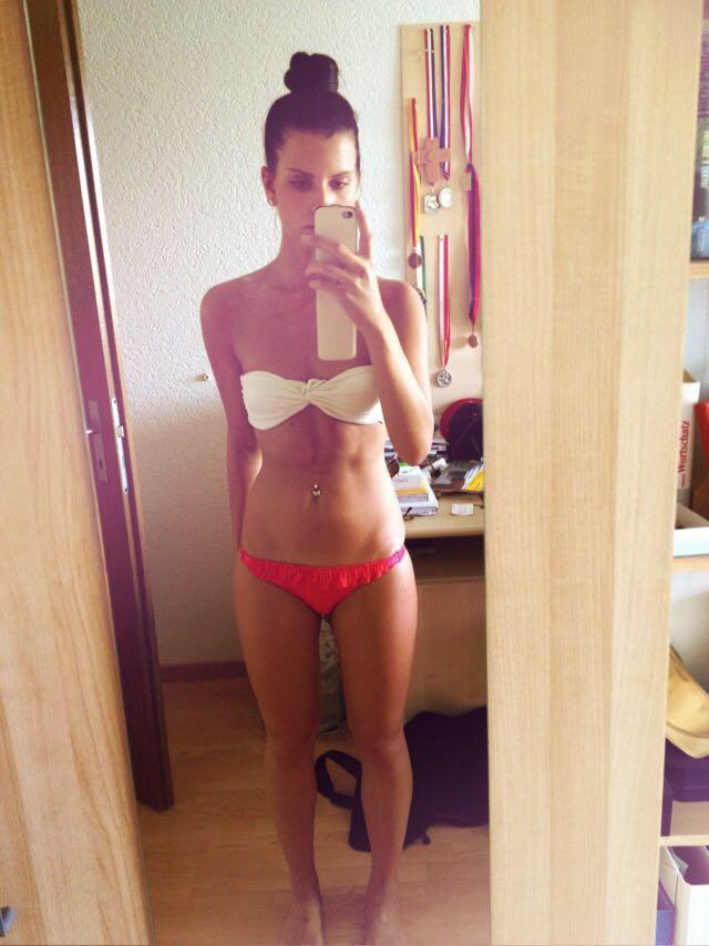 Before and after transformation photos of a Fitnix client