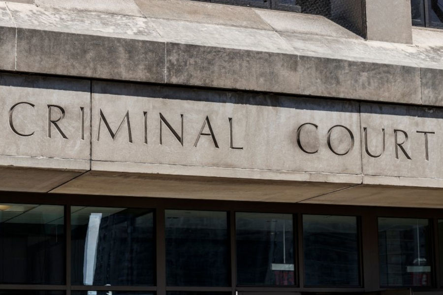 outside building showing a criminal court