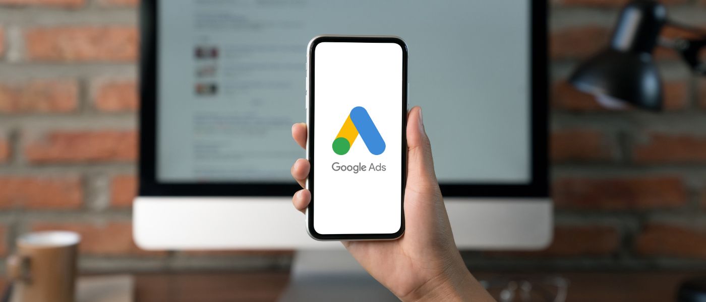 Google Ads Interface on phone | IDIGIU - Digital Marketing Agency