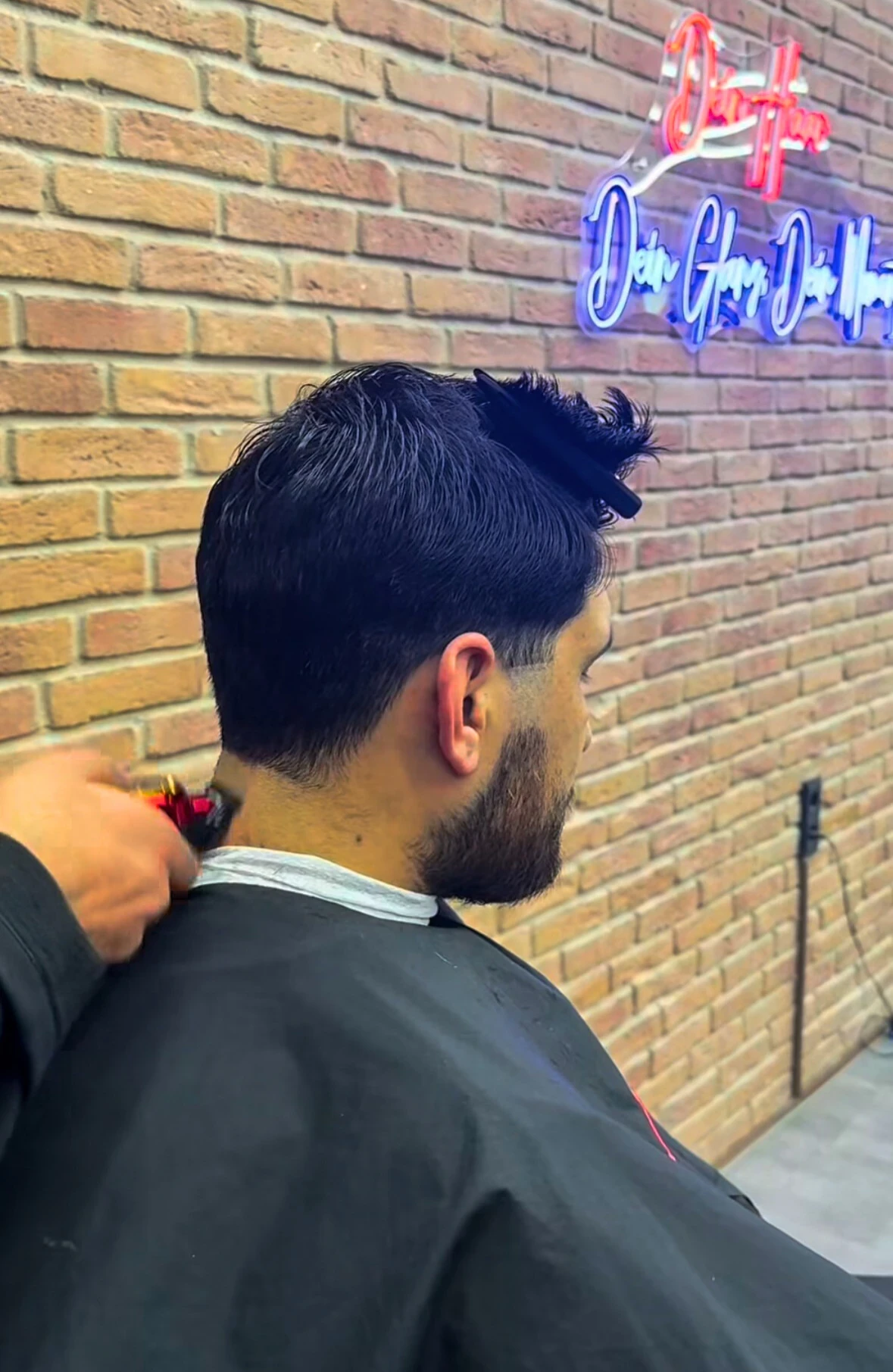 By Saif Frisör Stadthagen Herren Haarschnitt