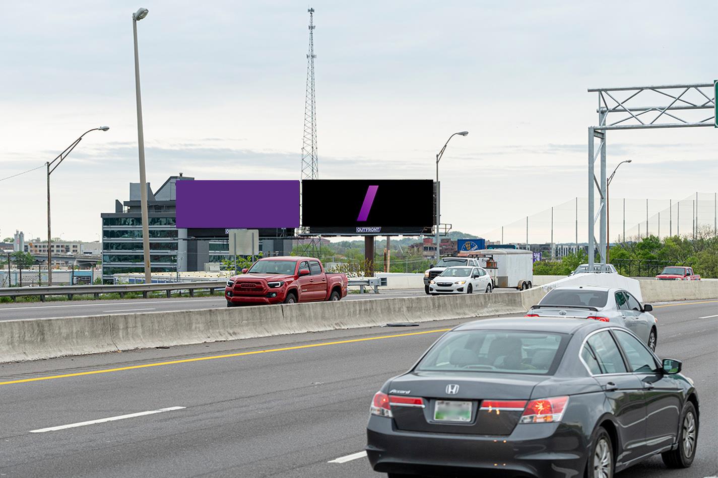 NS02-9125 — digital billboard in Nashville