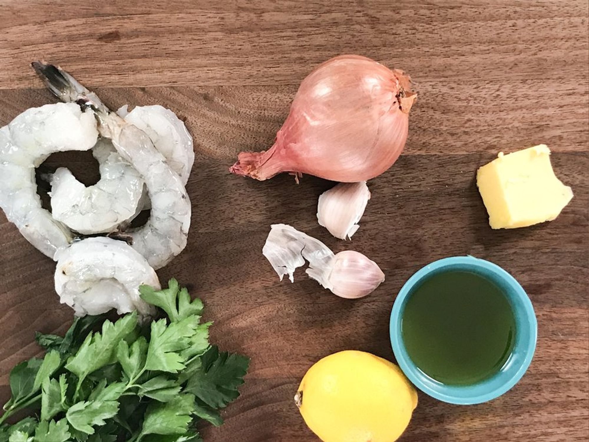 ingredients for healthy shrimp scampi