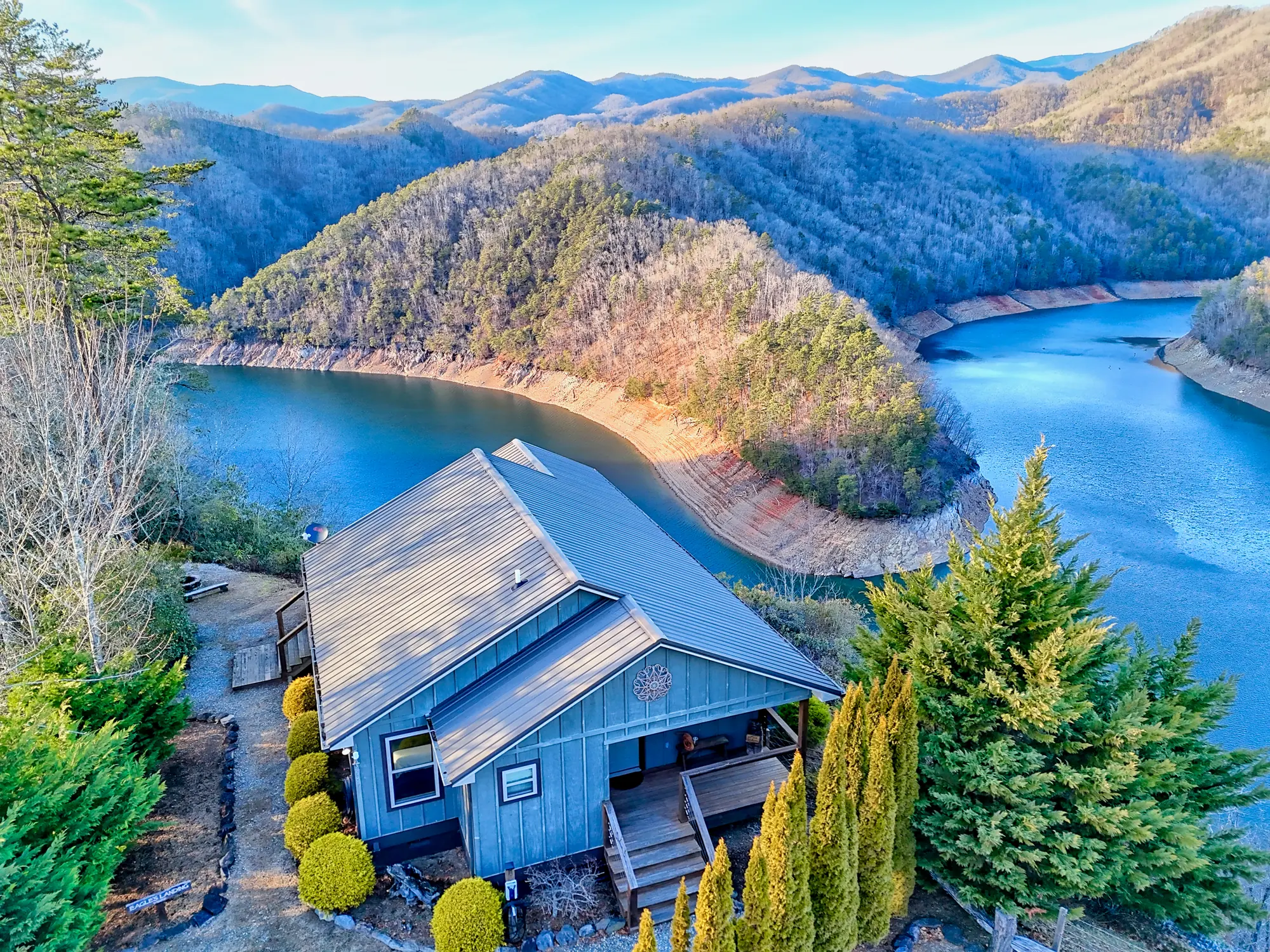 Aerial view of Eagles Landing on the ridge with Fontana Lake curving below