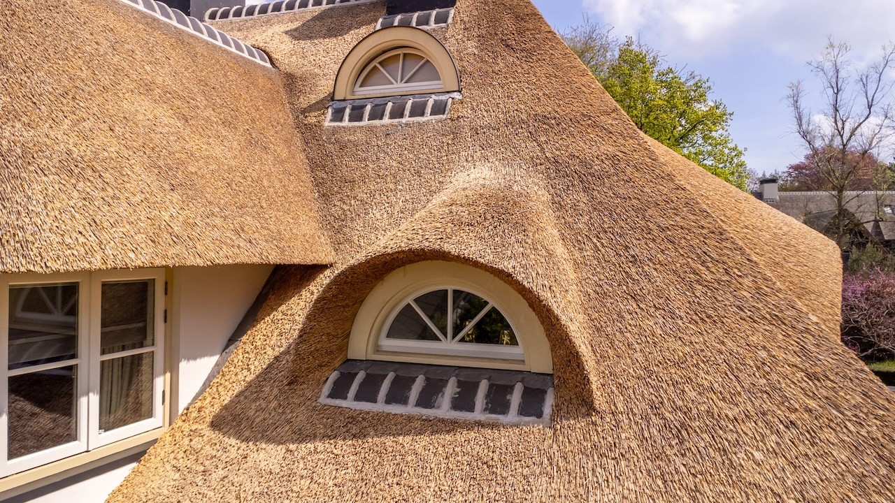 Rieten dak - Rietdekkersbedrijf van Dijk Putten