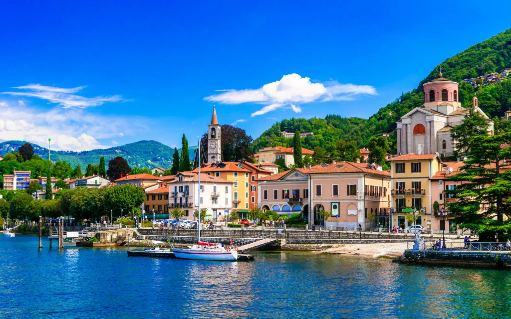 Det er mange, vakre små byer rundt Lago Maggiore i Italia | Expa Travel